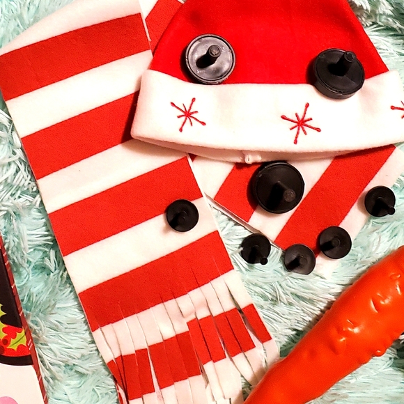 Do You Want To Build A Snowman Kit - Picture 2 of 9